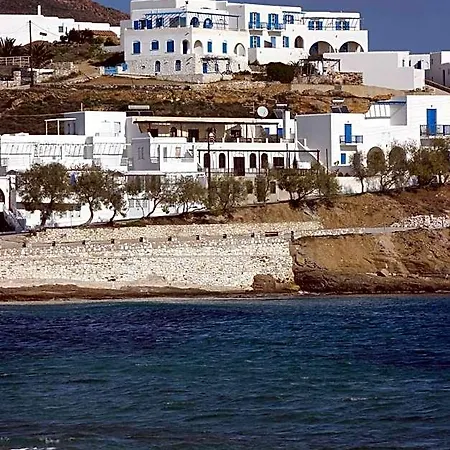 Arkas 4* パロス島